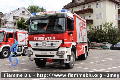 Mercedes-Benz Actros 2041 4x4 II serie
Vigili del Fuoco
Unione Distrettuale Bassa Val Pusteria (BZ)
Bezirksverband Unterpustertal
Veicolo ospitato dal Corpo di Brunico
Allestimento Brandschutz
VF 01F BZ
Parole chiave: Mercedes-Benz Actros_2041_4x4_IIserie VF01FBZ