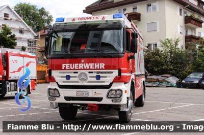 Mercedes-Benz Actros 2041 4x4 II serie
Vigili del Fuoco
Unione Distrettuale Bassa Val Pusteria (BZ)
Bezirksverband Unterpustertal
Veicolo ospitato dal Corpo di Brunico
Allestimento Brandschutz
VF 01F BZ
Parole chiave: Mercedes-Benz Actros_2041_4x4_IIserie VF01FBZ