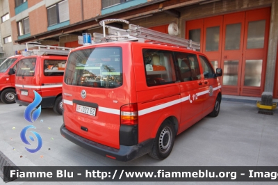 Volkswagen Transporter T5
Vigili del Fuoco
Corpo Permanente di Bolzano
Berufsfeuerwehr Bozen
-Polisoccorso Piccoli interventi tecnici-
VF 022 BZ
Parole chiave: Volkswagen Transporter_T5 VF022BZ