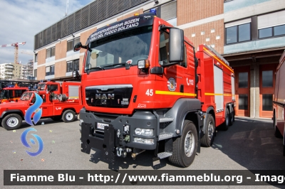 Man TGS 35.540 I serie
Vigili del Fuoco
Corpo Permanente di Bolzano
Berufsfeuerwehr Bozen
AutoBottePompa allestimento Jacinto
VF 045 BZ
Parole chiave: Man TGS_35.540_Iserie VF045BZ