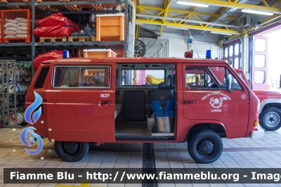 Volkswagen Transporter T3 Syncro
Vigili del Fuoco
Unione Distrettuale Bolzano
Bezirksverband Bozen
Corpo Volontario di Laives (BZ)
Freiwillige Feuerwehr Leifers
VF 05MBZ
Parole chiave: Volkswagen Transporter_T3_Syncro VF05MBZ