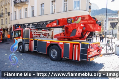 Mercedes-Benz Econic II serie
Vigili del Fuoco
Corpo Permanente di Bolzano
Berufsfeuerwehr Bozen
AutoScala da 32 metri allestimento Metz
VF 064 BZ
Parole chiave: Mercedes-Benz Econic_IIserie VF064BZ