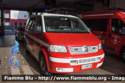 Volkswagen Transporter T5
Vigili del Fuoco
Unione Distrettuale Merano (BZ)
Bezirksverband Meran
Veicolo ospitato dal corpo di Merano
Allestimento MobilTec-Fahrzeugbau
VF 08M BZ
Parole chiave: Volkswagen Transporter_T5 VF08MBZ