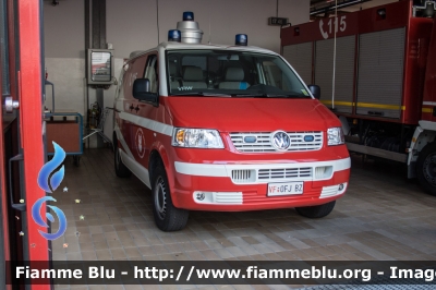 Volkswagen Transporter T5
Vigili del Fuoco
Unione Distrettuale Merano
Corpo Volontario di Merano (BZ)
Freiwillige Feuerwehr Meran
Allestimento MobilTec-Fahrzeugbau
VF 0FJ BZ
Parole chiave: Volkswagen Transporter_T5 VF0FJBZ