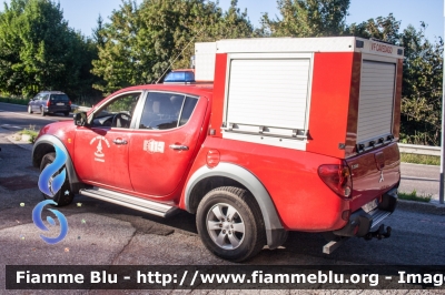 Mitsubishi L200 IV serie
Vigili del Fuoco
Unione distrettuale di Mezzolombardo
Corpo Volontario di Cavedago (TN)
VF 0H2 TN
Parole chiave: Mitsubishi L200_IV_serie VF0H2TN