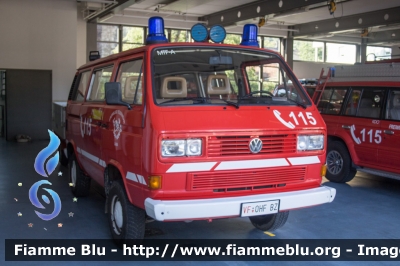 Volkswagen Transporter T3
Vigili del Fuoco
Unione Distrettuale Merano - Bezirksverband Meran
Corpo Volontario di Lana - Freiwillige Feuerwehr Lana (BZ)
VF 0HF BZ
Parole chiave: Volkswagen Transporter_T3 VF0HFBZ