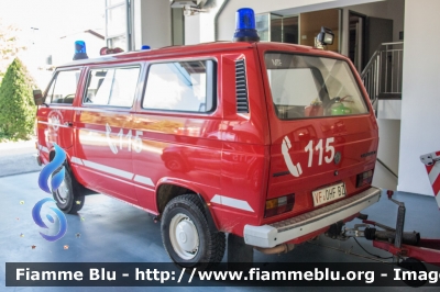 Volkswagen Transporter T3
Vigili del Fuoco
Unione Distrettuale Merano - Bezirksverband Meran
Corpo Volontario di Lana - Freiwillige Feuerwehr Lana (BZ)
VF 0HF BZ
Parole chiave: Volkswagen Transporter_T3 VF0HFBZ