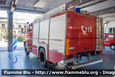 Mercedes-Benz 1124 4x4
Vigili del Fuoco
Unione Distrettuale Merano - Bezirksverband Meran
Corpo Volontario di Lana - Freiwillige Feuerwehr Lana (BZ)
VF 0HG BZ
Parole chiave: Mercedes-Benz 1124_4x4 VF0HGBZ