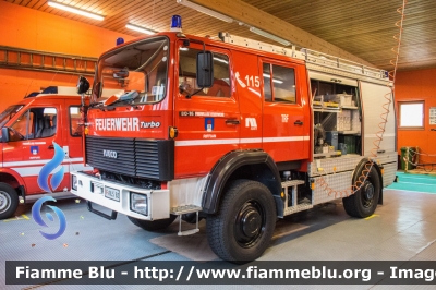 Iveco 80-16 4x4
Vigili del Fuoco
Unione Distrettuale Merano - Bezirksverband Meran
Corpo Volontario di Rifiano - Freiwillige Feuerwehr Riffian (BZ)
VF 0L5 BZ
Parole chiave: Iveco 80-16_4x4 VF0L5BZ