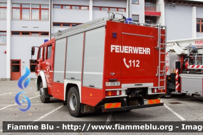 Mercedes-Benz 2038
Vigili del Fuoco
Unione Distrettuale Bassa Val Pusteria (BZ)
Bezirksverband Unterpustertal
Veicolo ospitato dal Corpo di Brunico
Allestimento Lohr
VF 0SK BZ
Parole chiave: Mercedes-Benz 2038 VF0SKBZ