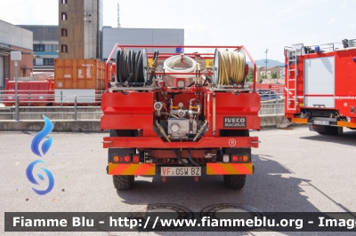 Iveco VM90
Vigili del Fuoco
Unione Distrettuale di Bolzano
Bezirksverband Bozen
Corpo Volontario di Gries - Bolzano
Freiwillige Feuerwehr Gries - Bozen
Allestimento Iveco-Magirus
VF 0SW BZ
Parole chiave: Iveco VM90 VF0SWBZ