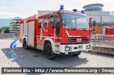 Iveco EuroFire 150E27 I serie
Vigili del Fuoco
Unione Distrettuale di Bolzano
Bezirksverband Bozen
Corpo Volontario di Gries - Bolzano
Freiwillige Feuerwehr Gries - Bozen
AutoPompaSerbatoio allestimento Iveco-Magirus
VF 0TL BZ
Parole chiave: Iveco EuroFire_150E27_Iserie VF0TLBZ