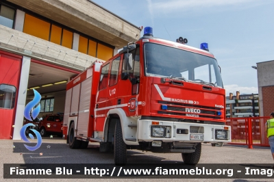 Iveco EuroFire 150E27 I serie
Vigili del Fuoco
Unione Distrettuale di Bolzano
Bezirksverband Bozen
Corpo Volontario di Gries - Bolzano
Freiwillige Feuerwehr Gries - Bozen
AutoPompaSerbatoio allestimento Iveco-Magirus
VF 0TL BZ
Parole chiave: Iveco EuroFire_150E27_Iserie VF0TLBZ