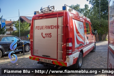 Mercedes-Benz Sprinter 4x4 III serie
Vigili del Fuoco
Unione Distrettuale Merano - Bezirksverband Meran
Corpo Volontario di Foiana - Freiwillige Feuerwehr Vollan (BZ)
Allestimento Kofler
VF 0X6 BZ
Parole chiave: Mercedes-Benz Sprinter_4x4_IIIserie VF0X6BZ