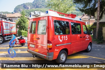 Mercedes-Benz Sprinter I serie
Vigili del Fuoco
Unione Distrettuale Bolzano
Bezirksverband Bozen
Corpo Volontario di S. Giacomo Agruzzo
Freiwillige Feuerwehr St. Jakob Grutzen
allestimento Brandtschutz
VF 0XZ BZ
Parole chiave: Mercedes-Benz Sprinter_Iserie VF0XZBZ