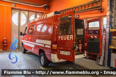 Mercedes-Benz Sprinter 4x4 I serie
Vigili del Fuoco
Unione Distrettuale Merano - Bezirksverband Meran
Corpo Volontario di Rifiano - Freiwillige Feuerwehr Riffian (BZ)
VF 0X7 BZ
Parole chiave: Mercedes-Benz Sprinter_4x4_Iserie VF0X7BZ