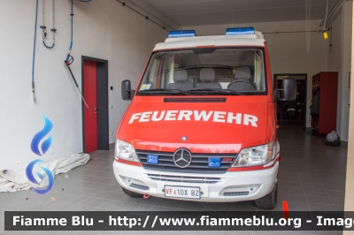 Mercedes-Benz Sprinter 4x4 II serie
Vigili del Fuoco
Unione Distrettuale Bolzano
Bezirksverband Bozen
Corpo Volontario di Pianizza di Sotto
Freiwillige Feuerwehr Unterplanitzing Kaltern
allestito Brandschutz
VF 10X BZ
Parole chiave: Mercedes-Benz Sprinter_4x4_IIserie VF10XBZ