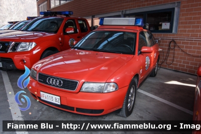 Audi A4 Avant II serie
Vigili del Fuoco
Corpo Permanente di Bolzano
Berufsfeuerwehr Bozen
-Autocomando-
VF 113 BZ
Parole chiave: Audi A4_Avant_IIserie VF113BZ