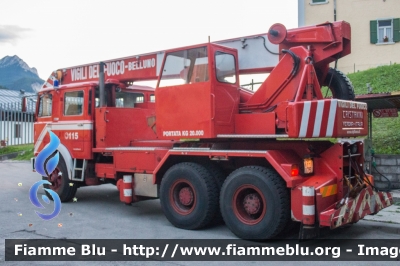 Fiat 300PC
Vigili del Fuoco
Comando Provinciale di Belluno
Distaccamento Permanente di Pieve di Cadore
AutoGru da 16 ton allestimento Cristanini
VF 11751
Parole chiave: Fiat 300PC VF11751