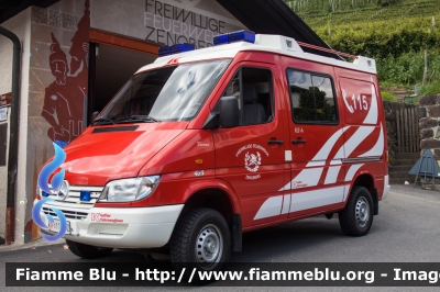 Mercedes-Benz Sprinter 4x4 II serie
Vigili del Fuoco
Unione Distrettuale Merano - Bezirksverband Meran
Corpo Volontario di Monte san Zeno - 
Freiwillige Feuerwehr Zenoberg (BZ)
VF 11R BZ
Parole chiave: Mercedes-Benz Sprinter_4x4_IIserie VF11RBZ