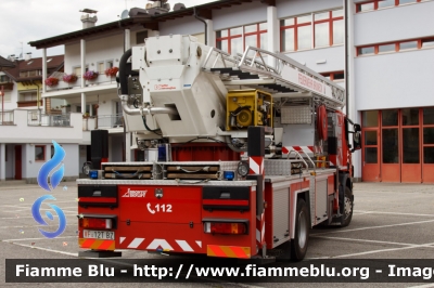 Scania 114G340
Vigili del Fuoco
Unione Distrettuale Bassa Val Pusteria (BZ)
Bezirksverband Unterpustertal
Veicolo ospitato dal Corpo di Brunico
Allestimento Bronto Skylift
VF 12T BZ
Parole chiave: Scania 114G340 VF12TBZ