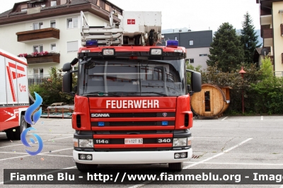 Scania 114G340
Vigili del Fuoco
Unione Distrettuale Bassa Val Pusteria (BZ)
Bezirksverband Unterpustertal
Veicolo ospitato dal Corpo di Brunico
Allestimento Bronto Skylift
VF 12T BZ
Parole chiave: Scania 114G340 VF12TBZ