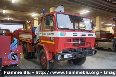 Iveco 90PC
Vigili del Fuoco
Comando Provinciale di Sondrio
VF 13355
Parole chiave: Iveco 90PC VF13355