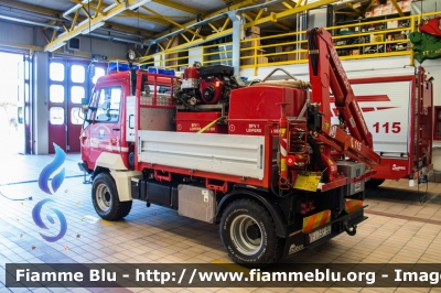 Multicar Champion
Vigili del Fuoco
Unione Distrettuale Bolzano
Bezirksverband Bozen
Corpo Volontario di Laives (BZ)
Freiwillige Feuerwehr Leifers
VF 13FBZ
Parole chiave: Multicar Champion VF13FBZ