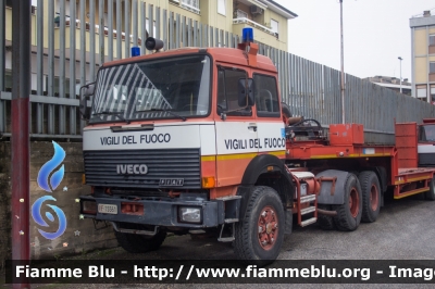 Iveco 330-35
Vigili del Fuoco
Comando Provinciale di Rieti
VF 15561

Santa Barbara 2017
Parole chiave: Iveco 330-35 VF15561 santa_barbara_2017