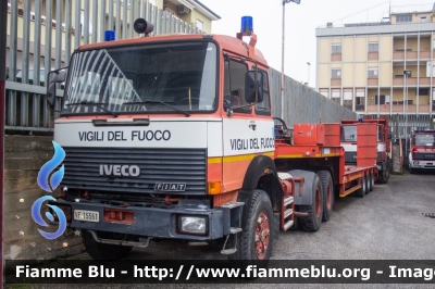 Iveco 330-35
Vigili del Fuoco
Comando Provinciale di Rieti
VF 15561

Santa Barbara 2017
Parole chiave: Iveco 330-35 VF15561 santa_barbara_2017