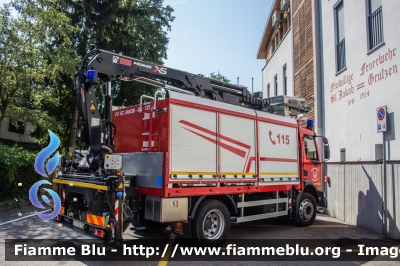 Renault Midlum 4x4 I serie
Vigili del Fuoco
Unione Distrettuale Bolzano
Bezirksverband Bozen
Corpo Volontario di S. Giacomo Agruzzo
Freiwillige Feuerwehr St. Jakob Grutzen
allestimento Resia
VF 15V BZ
Parole chiave: Renault Midlum_4x4_Iserie VF15VBZ