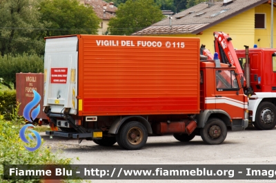 Iveco Zeta 65-12
Vigili del Fuoco
Comando Provinciale Belluno
VF 16240
Parole chiave: Iveco Zeta 65-12 VF16240