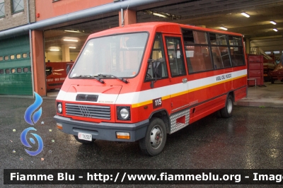 Iveco Daily 49-10 I serie
Vigili del Fuoco
Comando Provinciale di Sondrio
VF 16307
Parole chiave: Iveco Daily_49-10_Iserie VF16307