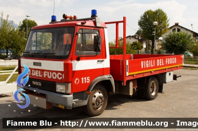 Iveco Zeta 65-12
Vigili del Fuoco
Comando Provinciale Belluno
VF 16753
Parole chiave: Iveco Zeta 65-12 VF16753