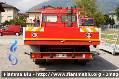 Iveco Zeta 65-12
Vigili del Fuoco
Comando Provinciale Belluno
VF 16753
Parole chiave: Iveco Zeta 65-12 VF16753