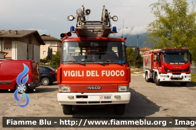 Iveco Zeta 109-14
Vigili del Fuoco
Comando Provinciale di Belluno
Distaccamento Permanente di Feltre (BL)
Allestimento Iveco-Magirus
VF 16881
Parole chiave: Iveco Zeta 109-14 VF16881