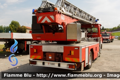 Iveco Zeta 109-14
Vigili del Fuoco
Comando Provinciale di Belluno
Distaccamento Permanente di Feltre (BL)
Allestimento Iveco-Magirus
VF 16881
Parole chiave: Iveco Zeta 109-14 VF16881