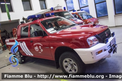 Mitsubishi L200 III serie
Vigili del Fuoco
Unione Distrettuale Merano - Bezirksverband Meran
Corpo Volontario di Tesimo - Freiwillige Feuerwehr Tisens (BZ)
VF 16C BZ
Parole chiave: Mitsubishi L200_IIIserie VF16CBZ