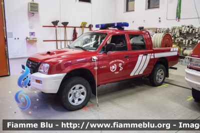 Mitsubishi L200 III serie
Vigili del Fuoco
Unione Distrettuale Merano - Bezirksverband Meran
Corpo Volontario di Tesimo - Freiwillige Feuerwehr Tisens (BZ)
VF 16C BZ
Parole chiave: Mitsubishi L200_IIIserie VF16CBZ