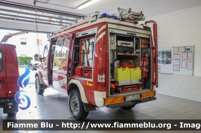 Achleitner Mantra 4x4
Vigili del Fuoco
Unione Distrettuale Merano - Bezirksverband Meran
Corpo Volontario di Tirolo - Freiwillige Feuerwehr Tirol (BZ)
VF 17S BZ
Parole chiave: Achleitner Mantra_4x4 VF17SBZ