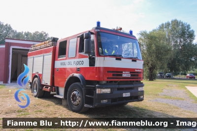 Iveco EuroTech 190E27
Vigili del Fuoco
Comando Provinciale di Perugia
Distaccamento Volontario di Castiglione del Lago (PG)
allestimento Baribbi
VF 18141
Parole chiave: Iveco EuroTech_190E27 VF18141