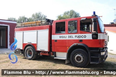 Iveco EuroTech 190E27
Vigili del Fuoco
Comando Provinciale di Perugia
Distaccamento Volontario di Castiglione del Lago (PG)
allestimento Baribbi
VF 18141
Parole chiave: Iveco EuroTech_190E27 VF18141