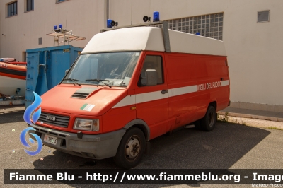 Iveco Daily II serie
Vigili del Fuoco
Comando Provinciale di Roma
magazzino caricamento Nomentano
VF 18673
Parole chiave: Iveco Daily_IIserie VF18673