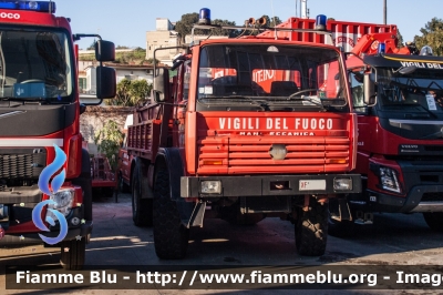 Man-Meccanica F99 4x4
Vigili del Fuoco
Comando Provinciale di Napoli
VF 18708
Parole chiave: Man-Meccanica F99_4x4 VF18708