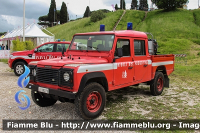 Land Rover Defender 130
Vigili del Fuoco
Comando Provinciale di Roma
Distaccamento Cittadino La Rustica - 5C
Antincendio Boschivo
VF 19278
Parole chiave: Land_Rover Defender_130 VF19278