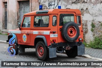 Land Rover Defender 90
Vigili del Fuoco
Comando Provinciale di Roma
Nucleo NBCR
VF 19609
Parole chiave: Land_Rover Defender_90 VF19609