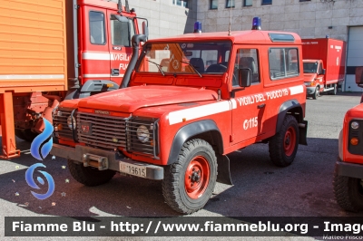 Land Rover Defender 90
Vigili del Fuoco
Comando Provinciale di Viterbo
VF 19615
Parole chiave: Land_Rover Defender_90 VF19615