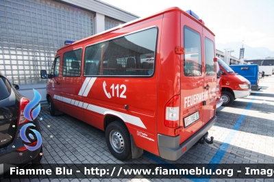 Mercedes-Benz Sprinter II serie
Vigili del Fuoco
Unione Distrettuale Bassa Val Pusteria
Corpo Volontario di San Lorenzo di Sebato (BZ)
Freiwillige Feuerwehr St. Lorenzen
VF 1AE BZ
Parole chiave: Mercedes-Benz Sprinter_IIserie VF1AEBZ Civil_Protect-2018