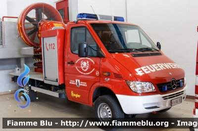 Mercedes-Benz Sprinter 4x4 II serie 
Vigili del Fuoco
Unione Distrettuale Bassa Val Pusteria (BZ)
Bezirksverband Unterpustertal
Veicolo ospitato dal Corpo di Brunico
VF 1AL BZ
Parole chiave: Mercedes-Benz Sprinter_4x4_IIserie VF1ALBZ