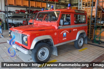 Land Rover Defender 90
Vigili del Fuoco
Unione Distrettuale Bolzano
Bezirksverband Bozen
Corpo Volontario di Laives (BZ)
Freiwillige Feuerwehr Leifers
VF 1F0BZ
Parole chiave: Land_Rover Defender_90 VF1F0BZ